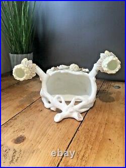 19THc MOORE BROTHERS LEAF & BERRY WALL CANDLE SCONCE HOLDER BOX POSY POCKET VASE